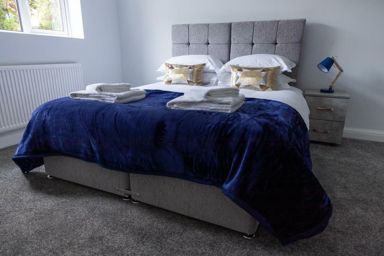 London Northwick Park Serviced Apartments By Riis Property Harrow Exterior photo