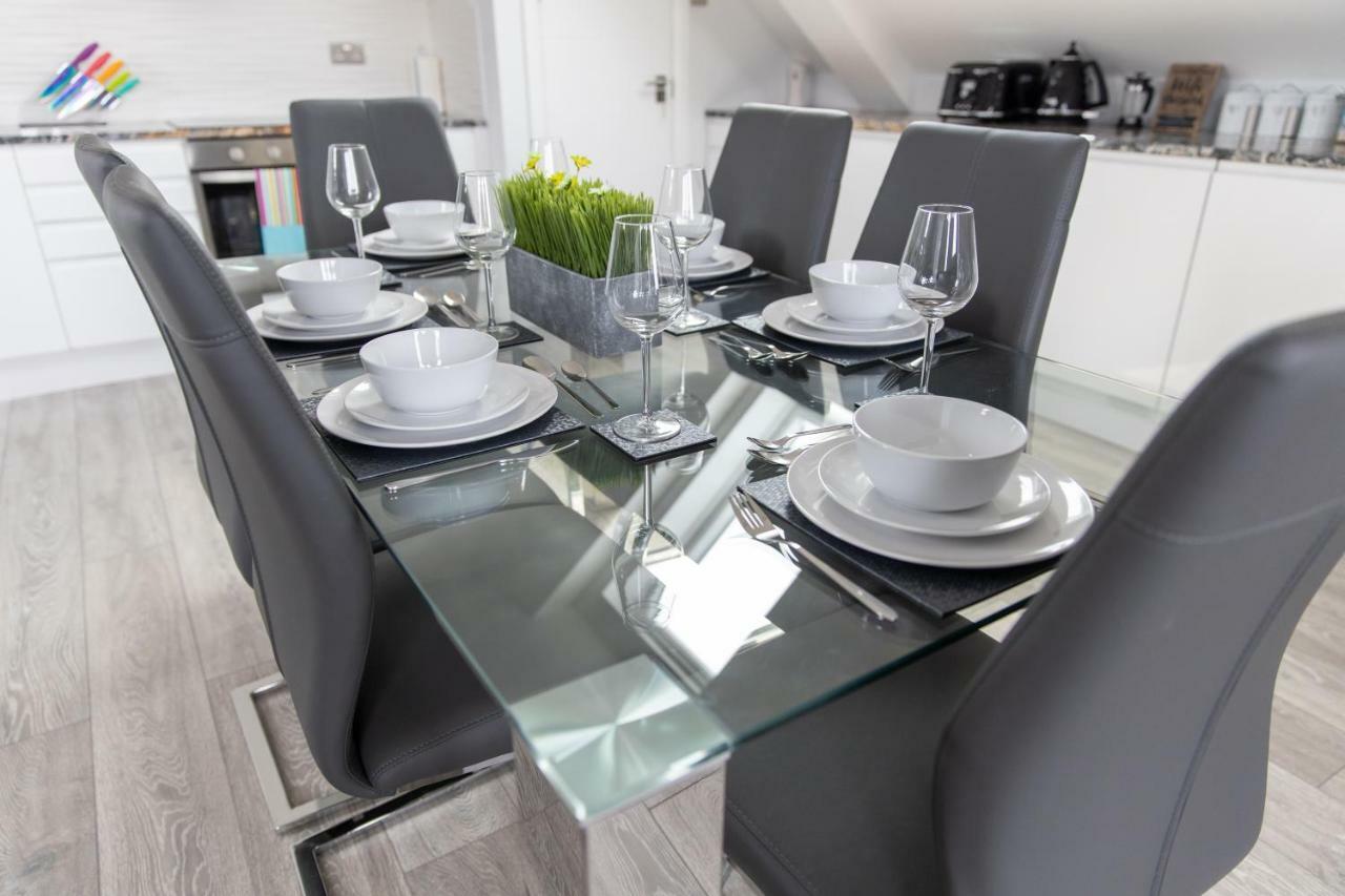 London Northwick Park Serviced Apartments By Riis Property Harrow Exterior photo